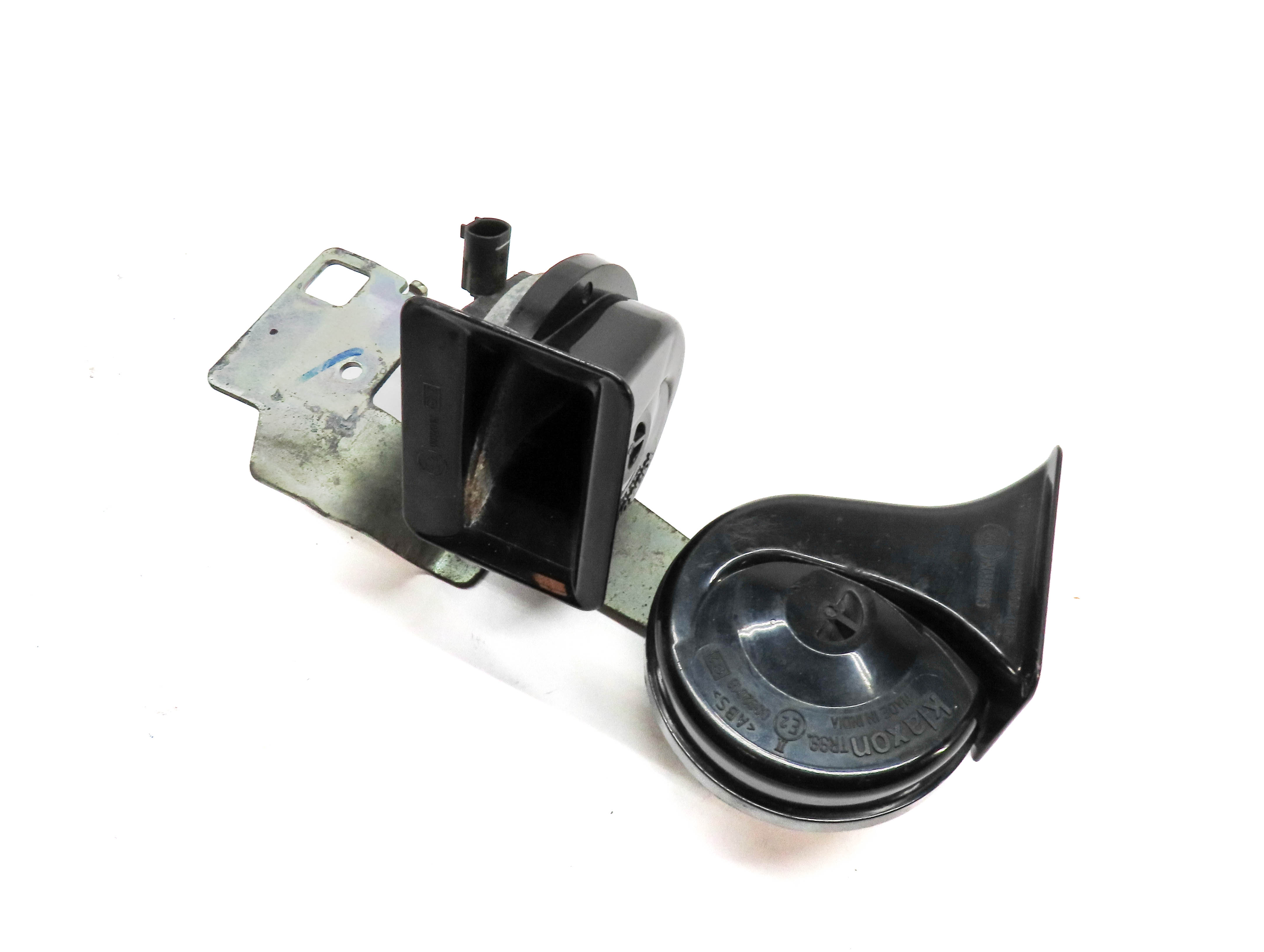 04-10 BMW 525i 528i 530i 535i 545i 550i 650Ci 645i (E60 E63) HIGH & LOW HORN SET — exact item pictured